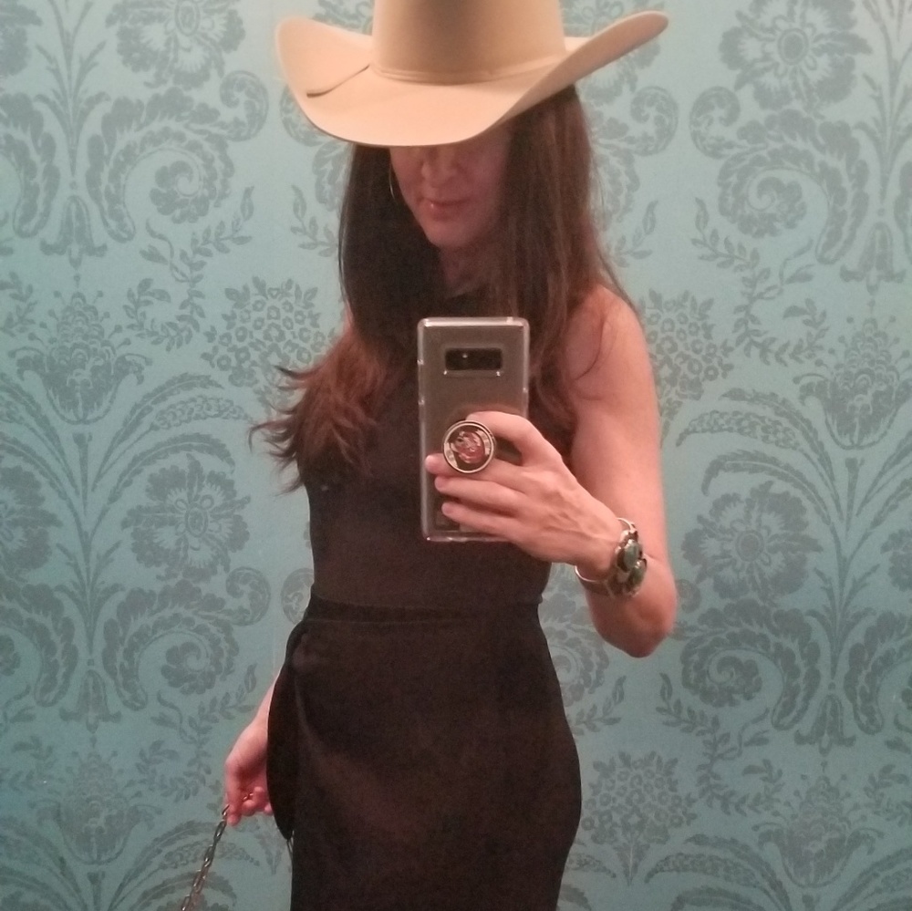 Meet your Posher, Constance